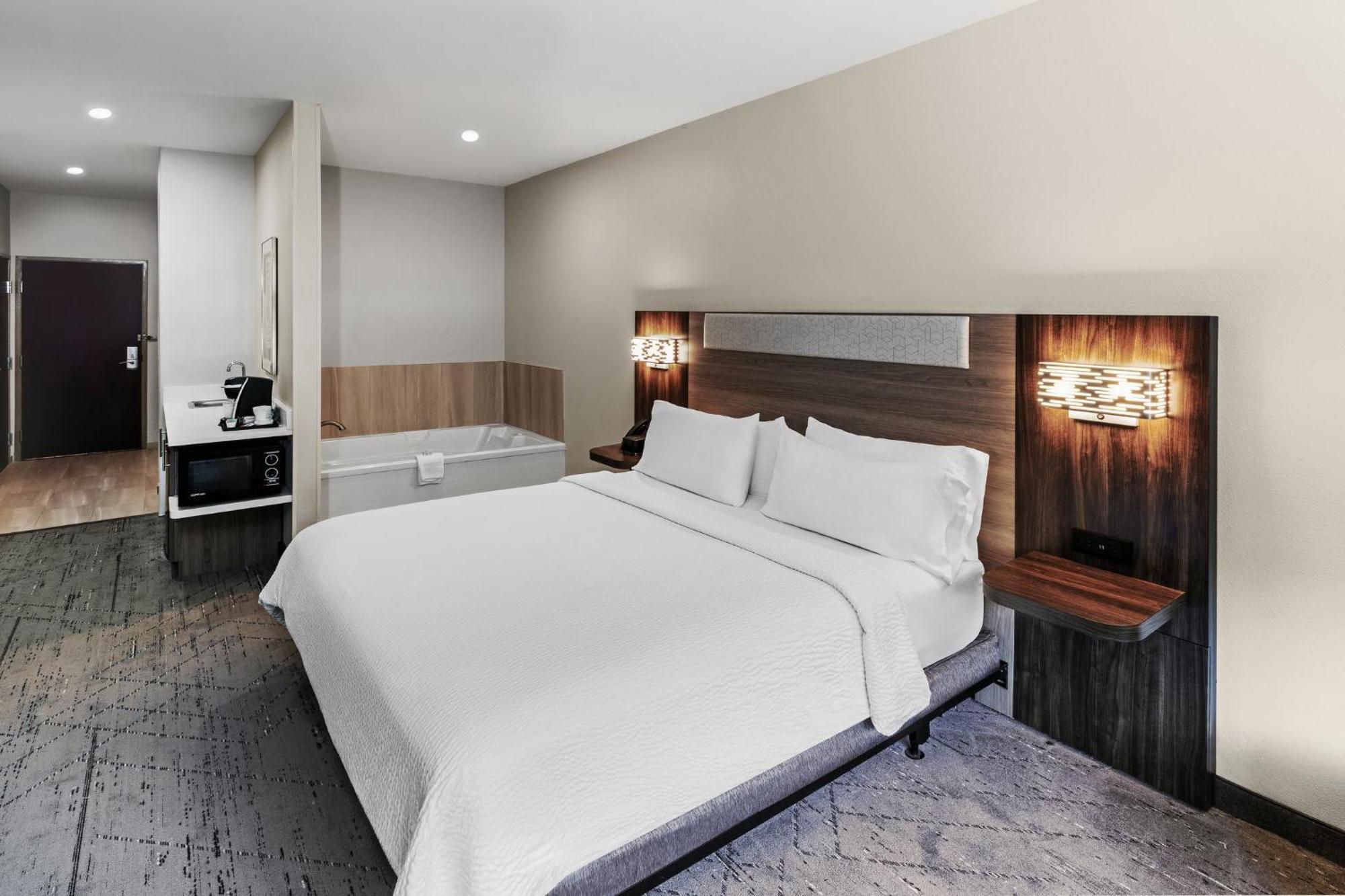 Holiday Inn Express Hotel & Suites Henderson - Traffic Star By Ihg Exterior foto
