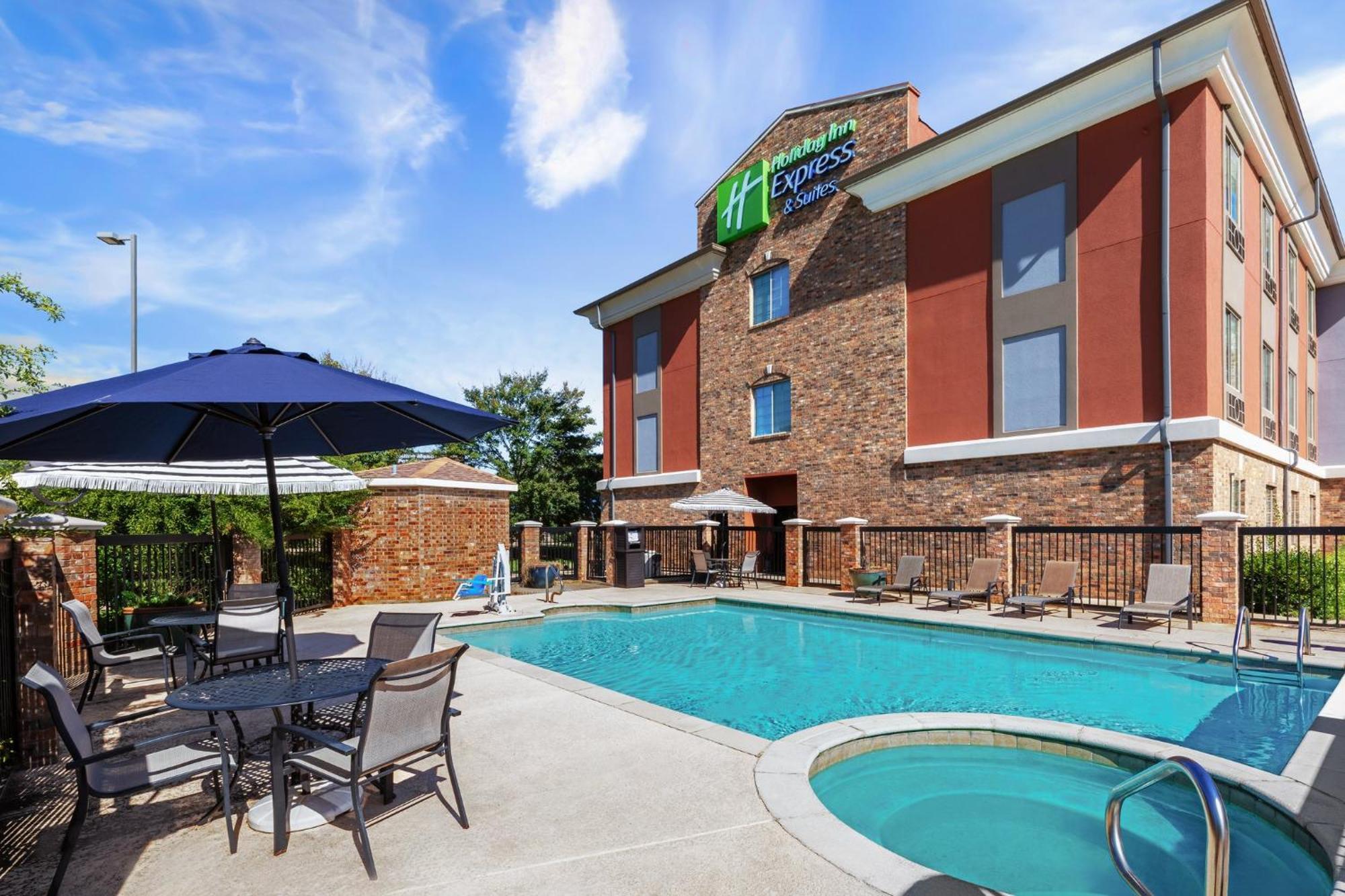 Holiday Inn Express Hotel & Suites Henderson - Traffic Star By Ihg Exterior foto